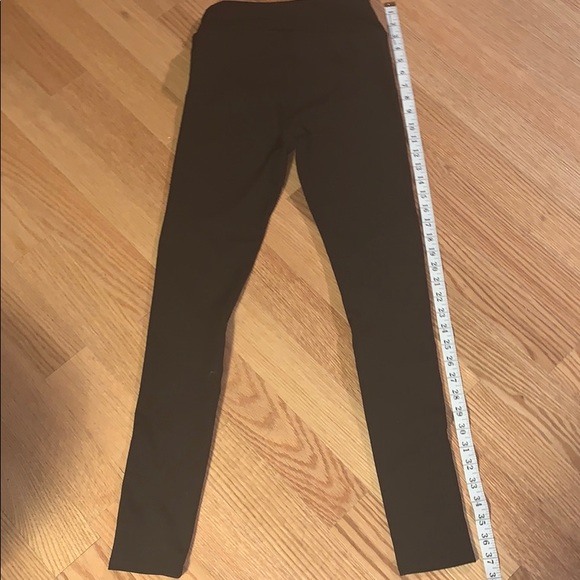 Black Leggings with Cut Out with Panel Detail S/M - Picture 4 of 4